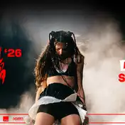 Nina Chuba ausverkauft